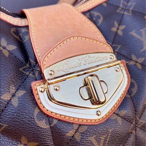 Louis Vuitton Etoile City Quilted Monogrammed Shoulder Bag - Picture 2 of 12